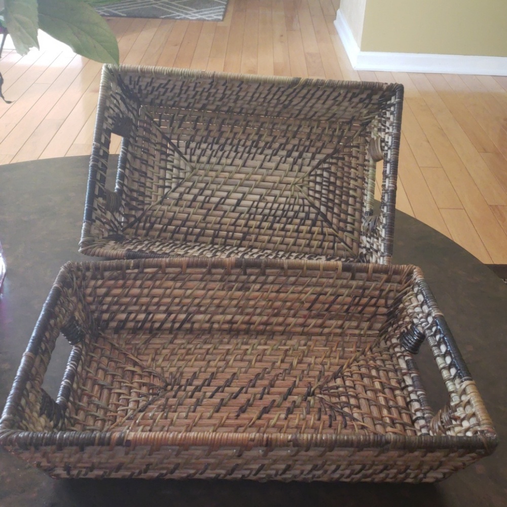 Bread trays